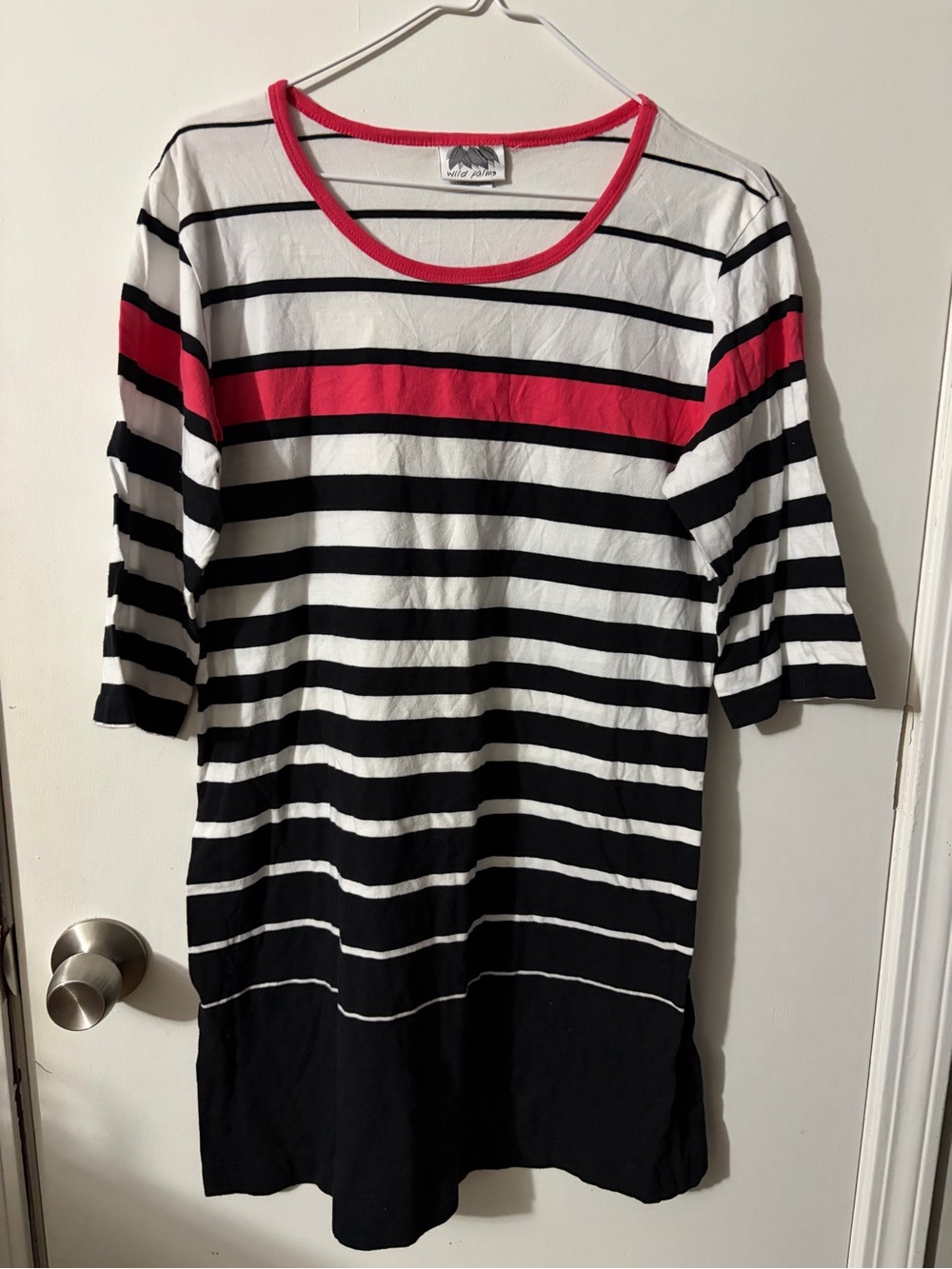 Women’s Wild Palms Large Striped Scoop Neck Tunic with Pink Accents Tote2
